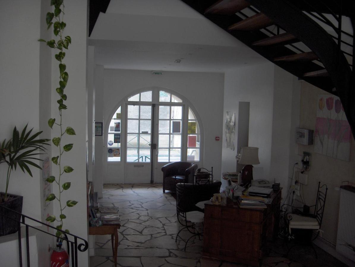Auberge De La Tour Mennetou-sur-Cher 外观 照片